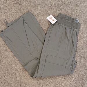 Women’s Gray Cargo Pants